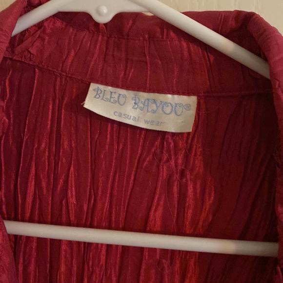 Red jacket 2x - Picture 2 of 2